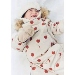 Val D'Isere Snowsuit Foggy White Apple 11 Val D'Isere Snowsuit Foggy White Apple -Kuling 1024x1024 1033