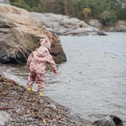 Leeds Heart Printed Recycled Rain Coverall Woody Rose 21 Leeds Heart Printed Recycled Rain Coverall Woody Rose -Kuling 1024x1024 1460