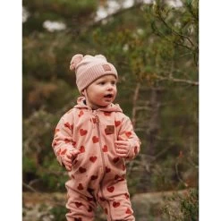 Northpole Recycled Heart Printed Fleece Coverall Woody Rose -Kuling 1024x1024 281
