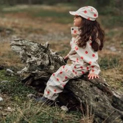 Riga Recycled Rain Cap Red Apple -Kuling 1024x1024 3082